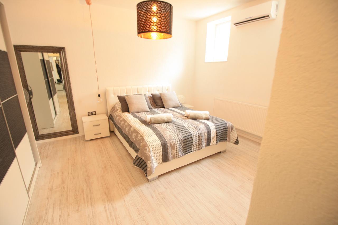 Apartment Marijin Dvor Deluxe Sarajevo Bagian luar foto
